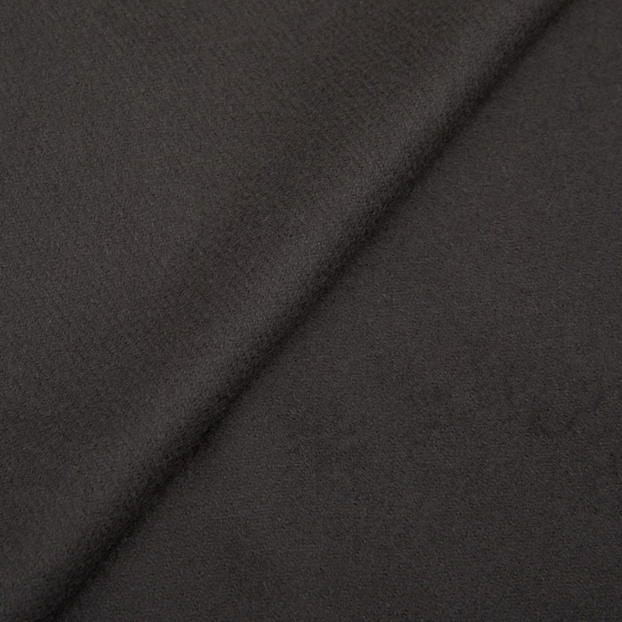 Piacenza Cashmere Charcoal Grey Cashmere Aeternum Scarf Best