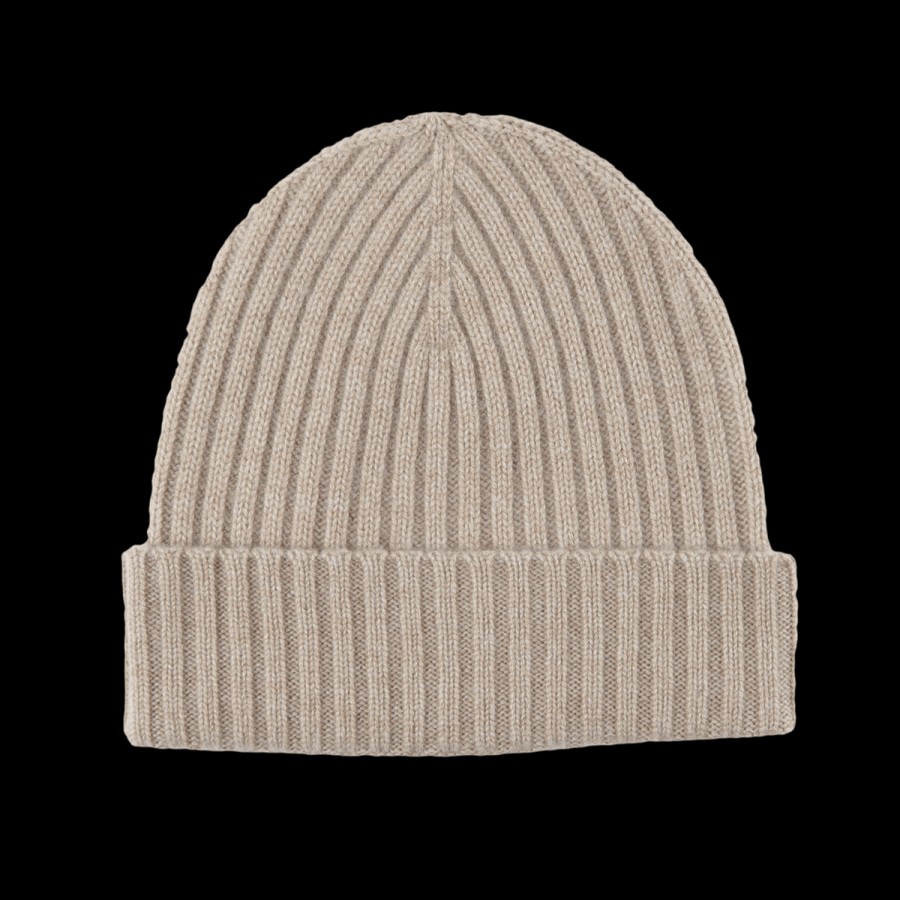 Amanda Christensen Beige Ribbed Cashmere Beanie Hot